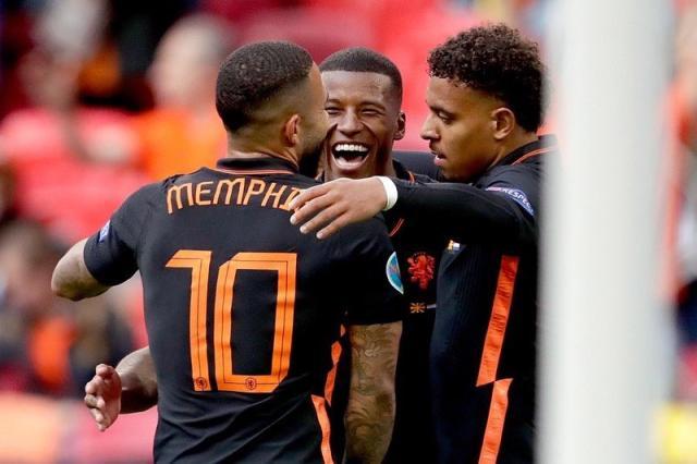 荷兰主角尽是英超故人 红军红魔枪手后悔吗?